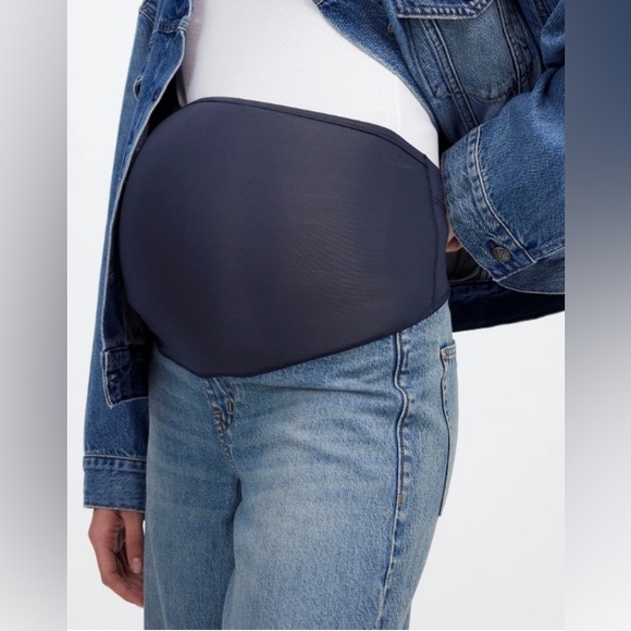 Madewell "Over The Belly Maternity Wide Leg" Jean - Picture 4 of 9